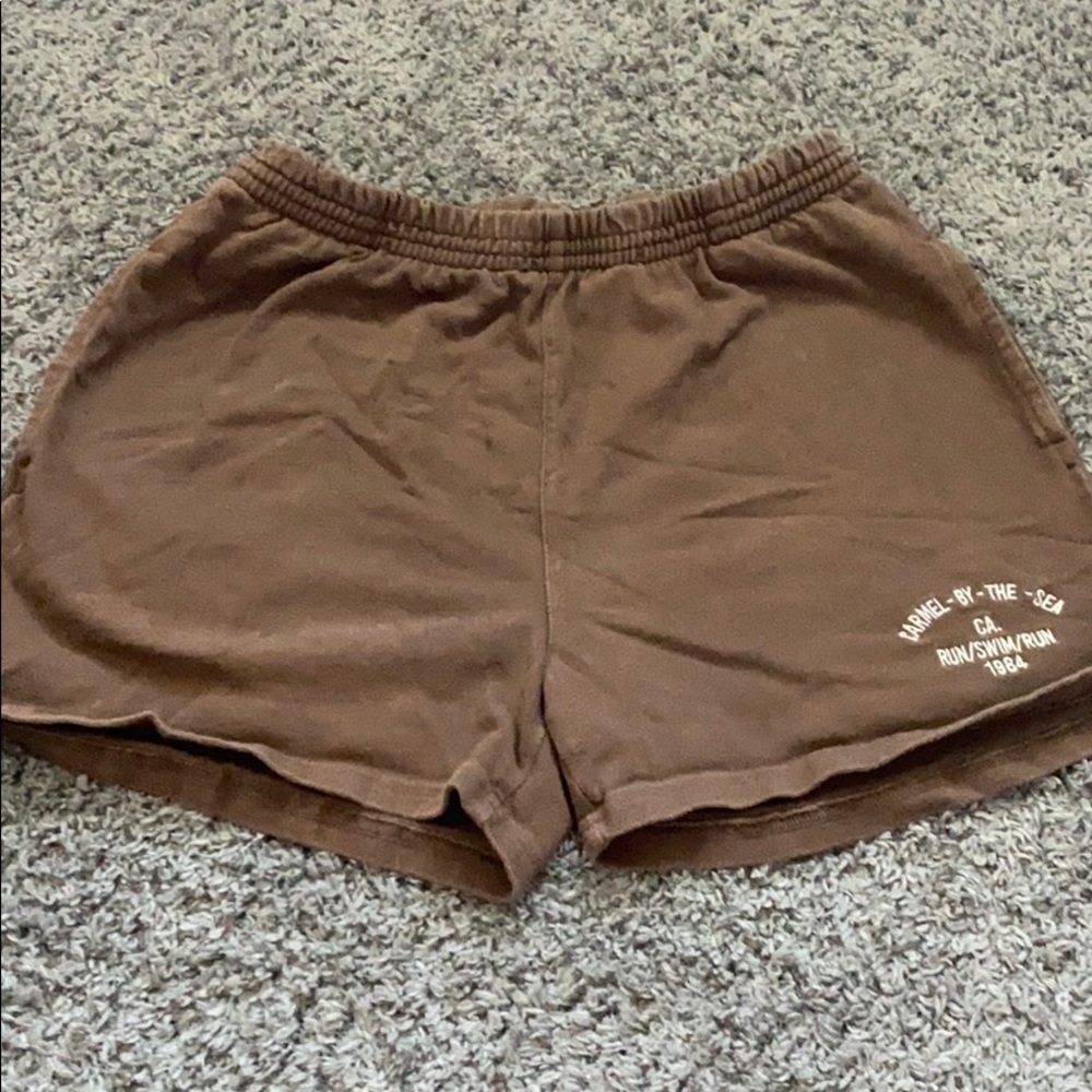 BRANDY MELVILLE SHORTS